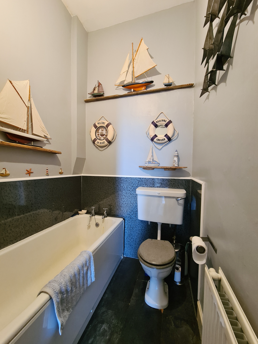 17. Bathroom a