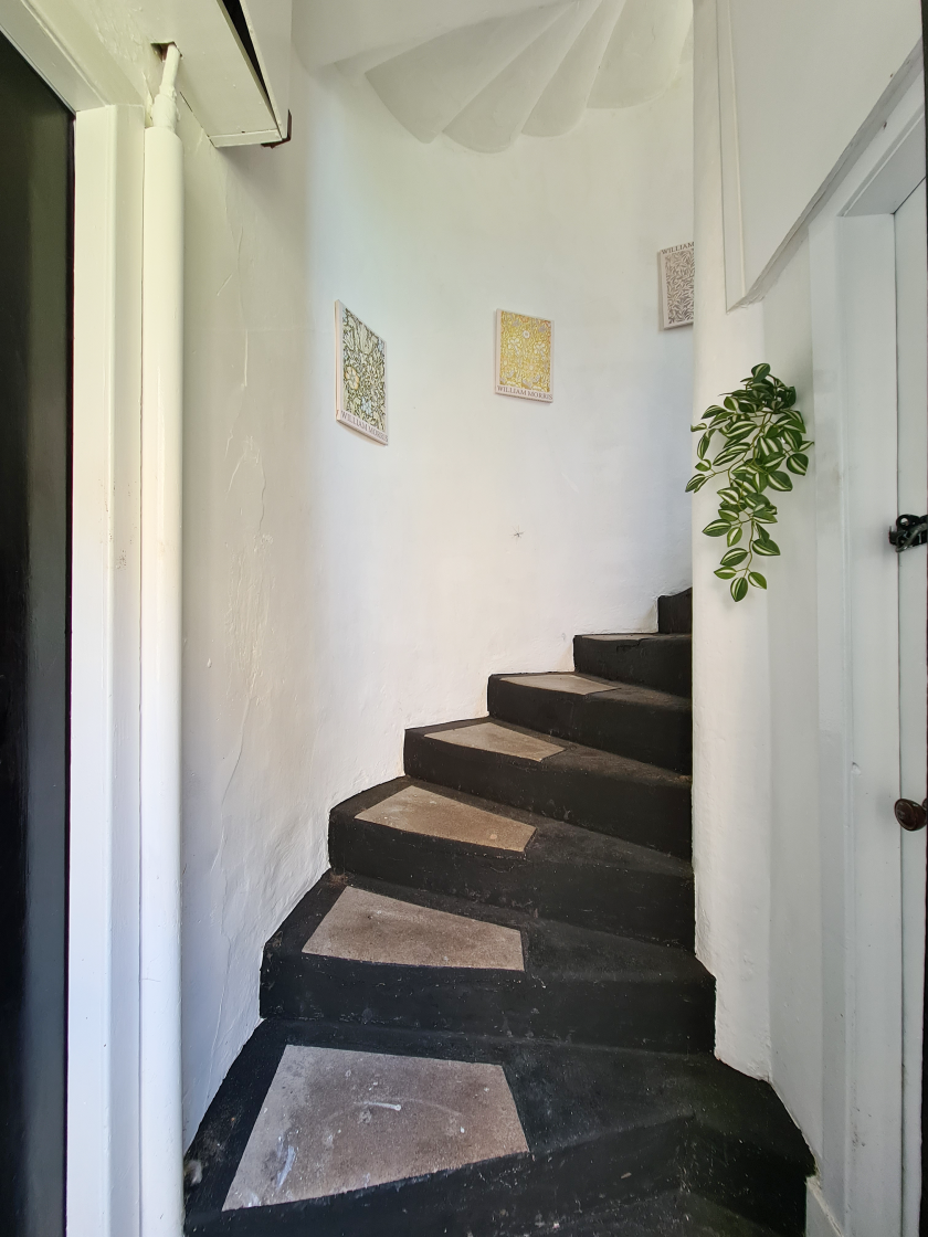 4. entrance